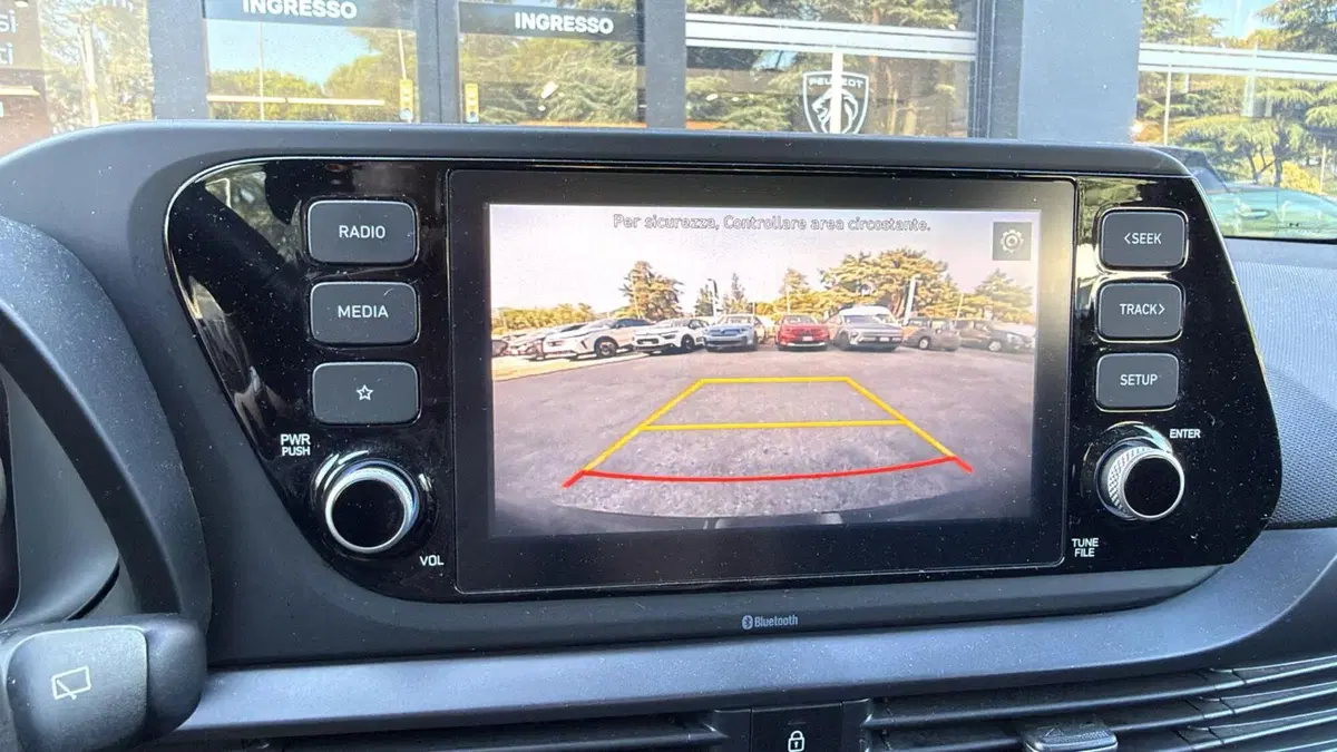 Hyundai i20 usata a Massa-Carrara (10)