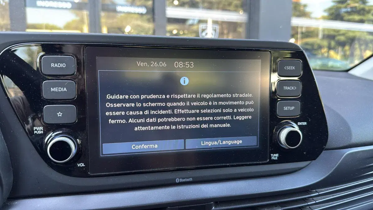 Hyundai i20 usata a Massa-Carrara (11)