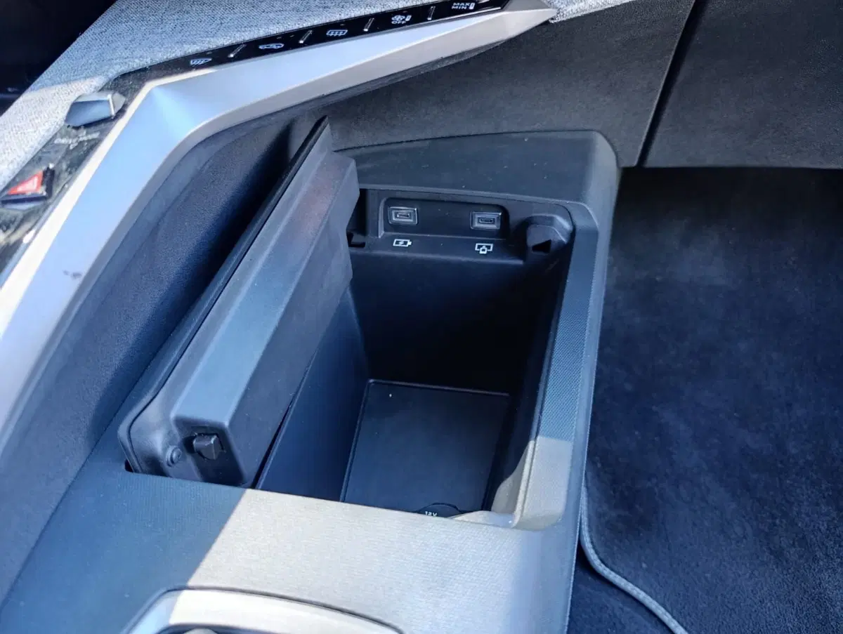 Peugeot 3008 usata a Massa-Carrara (15)