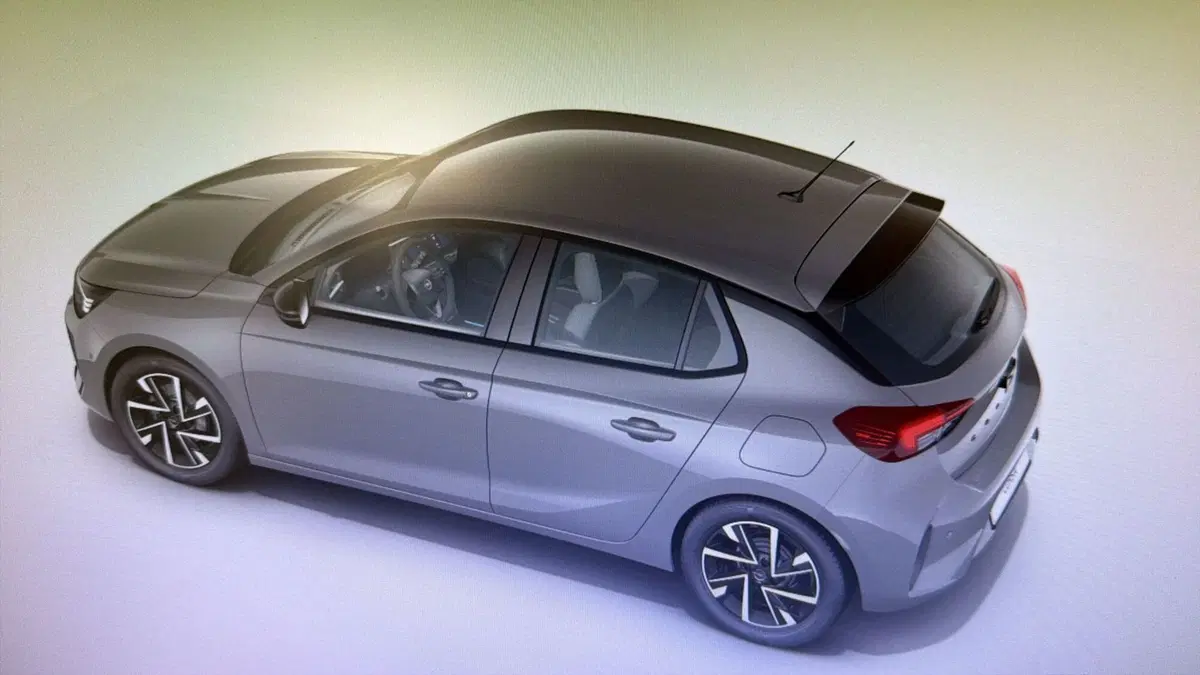 Opel Corsa nuova a Palermo (12)