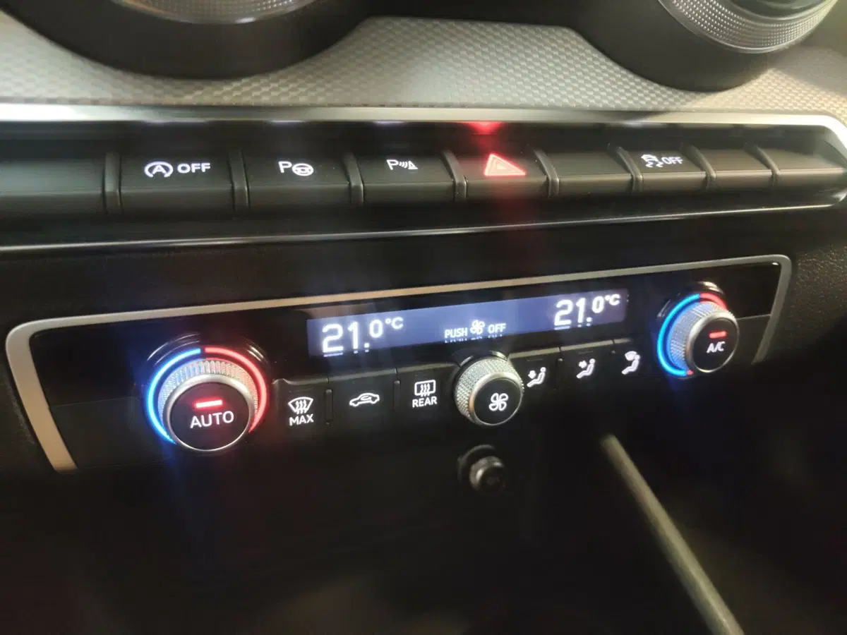 Audi Q2 usata a Modena (11)