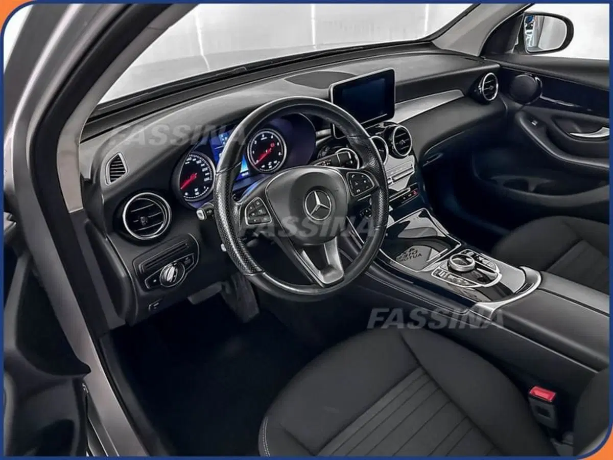 Mercedes-Benz GLC SUV usata a Milano (9)