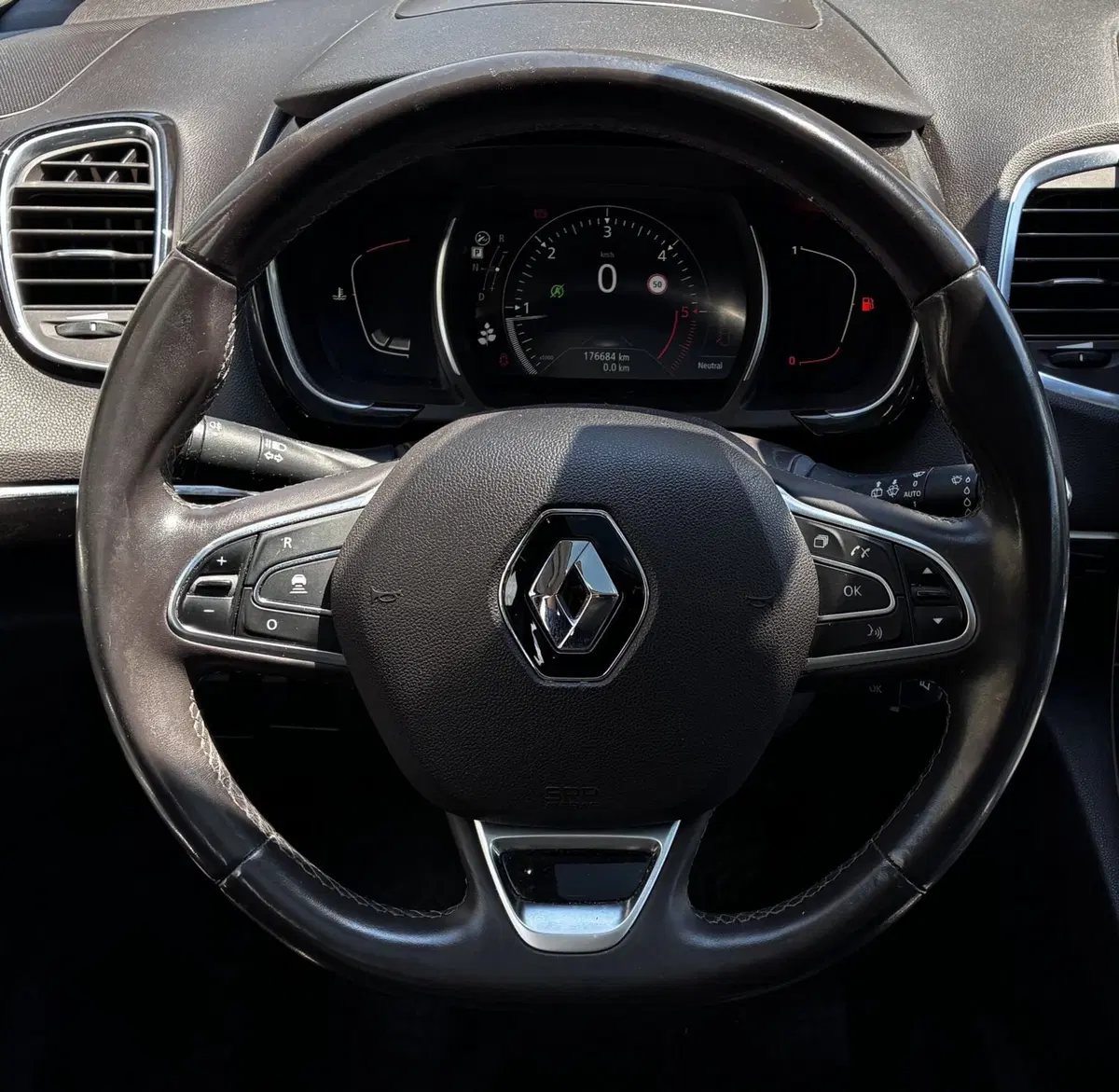 Renault Espace usata a Frosinone (18)