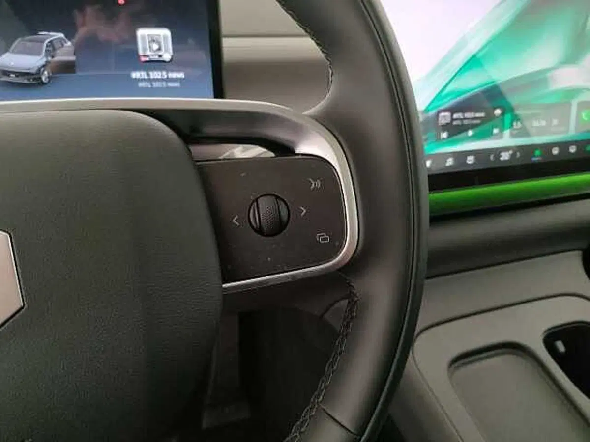 Leapmotor C10 nuova a Caserta (16)