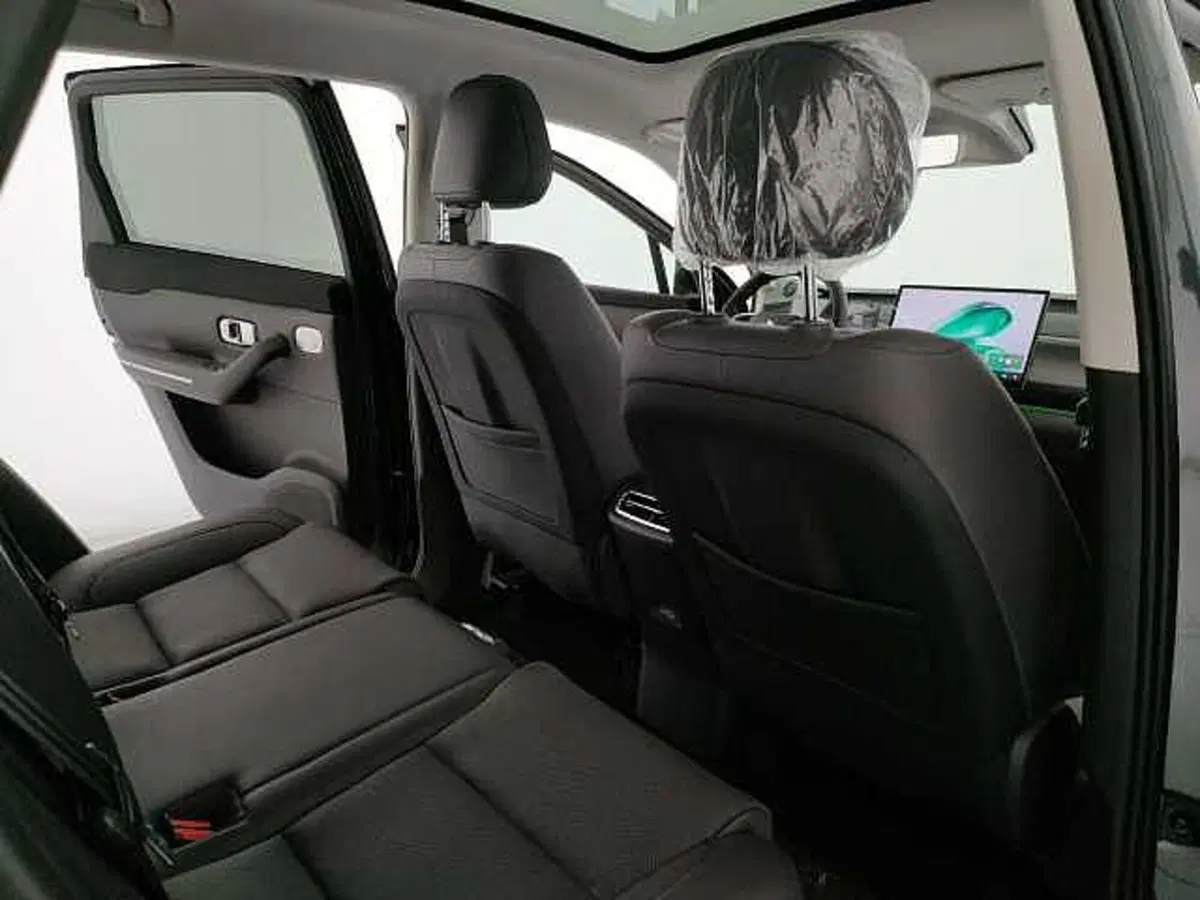 Leapmotor C10 nuova a Caserta (18)