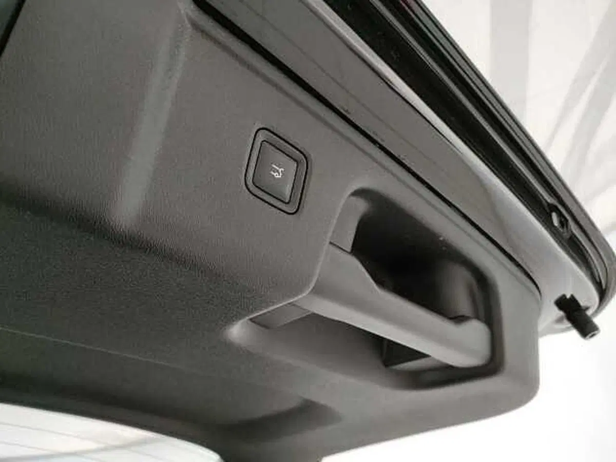 Leapmotor C10 nuova a Caserta (10)