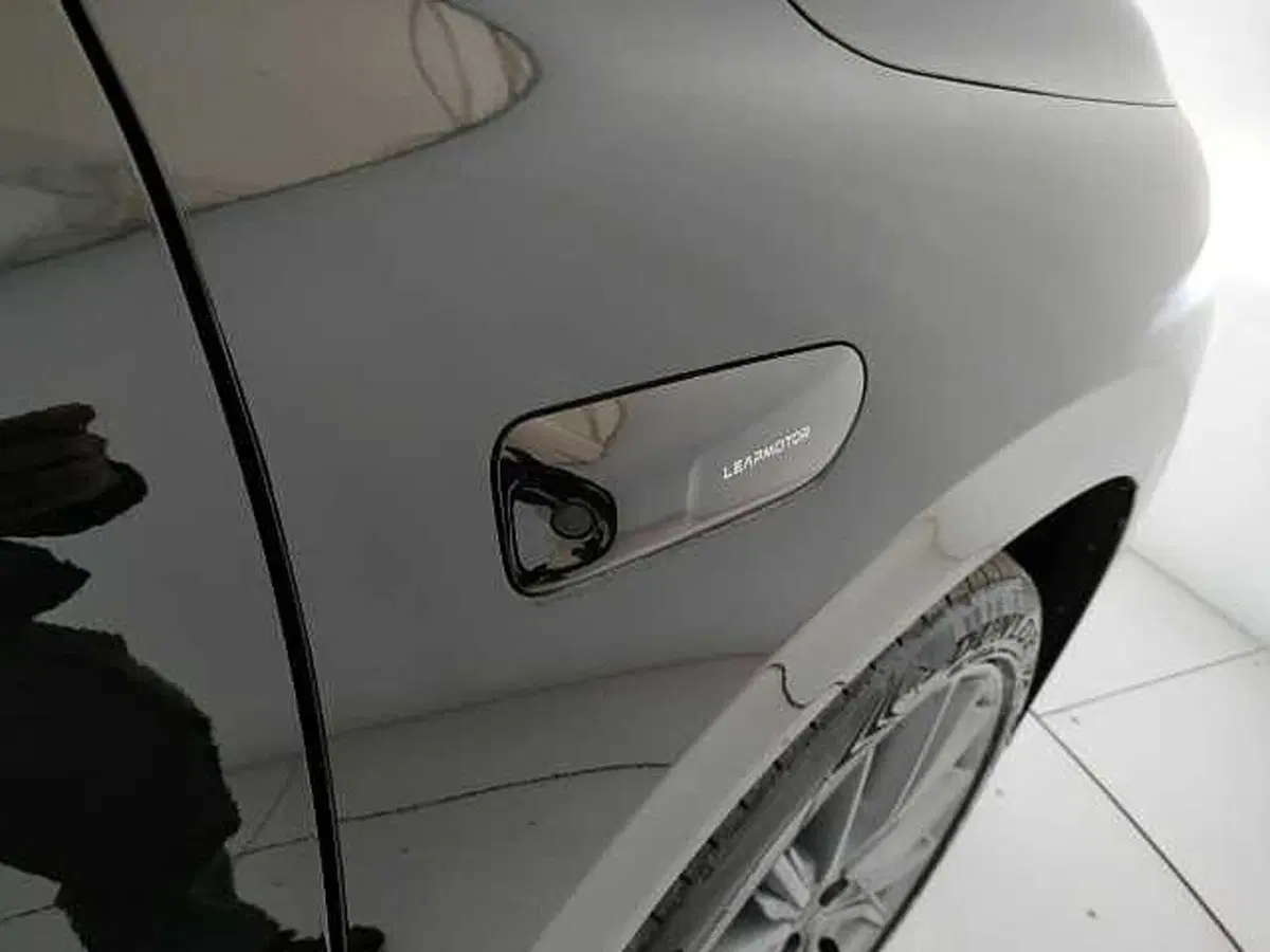 Leapmotor C10 nuova a Caserta (18)