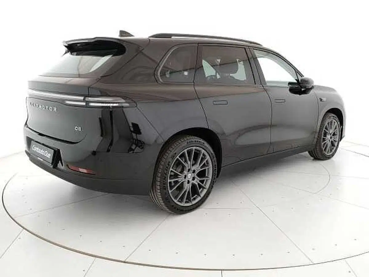 Leapmotor C10 nuova a Caserta (5)