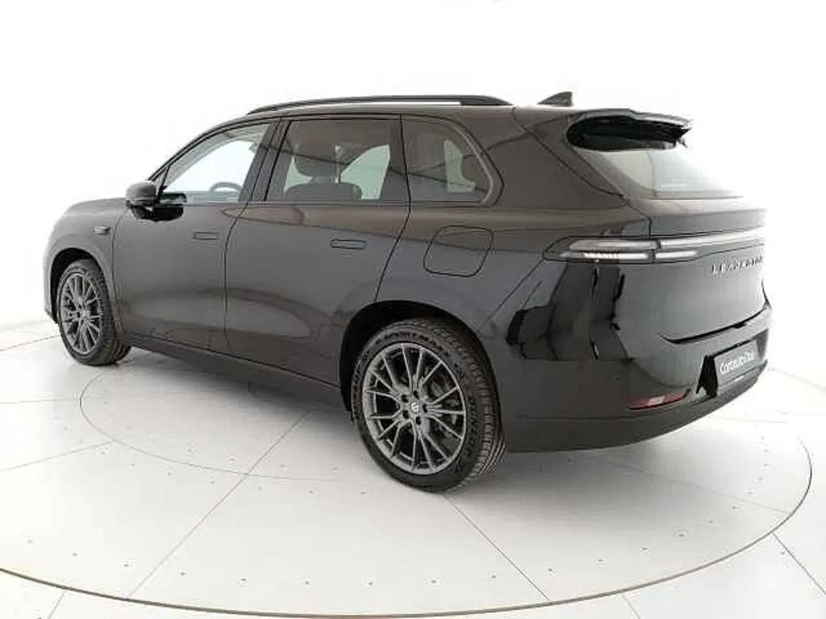 Leapmotor C10 nuova a Caserta (8)