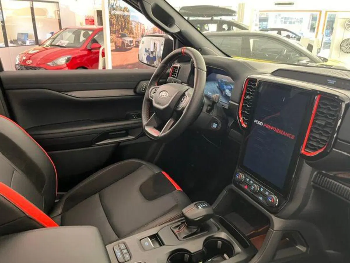 Ford Ranger Pick-up nuova a Verbano Cusio Ossola (15)