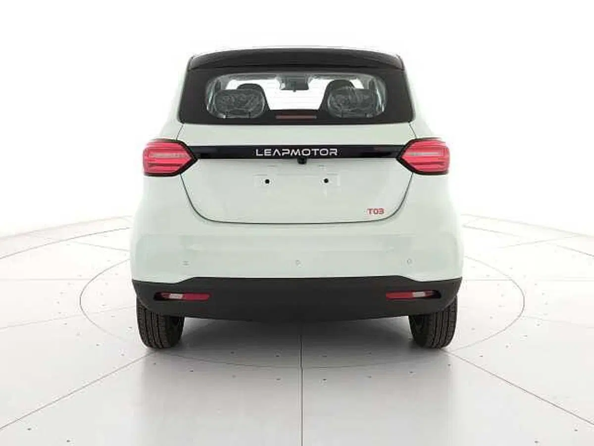 Leapmotor T03 nuova a Caserta (6)