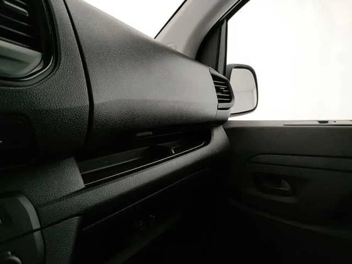 Peugeot e-Expert Furgone nuova a Caserta (20)