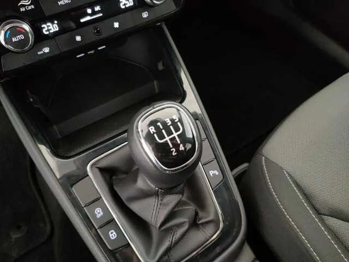 Skoda Fabia nuova a Caserta (12)
