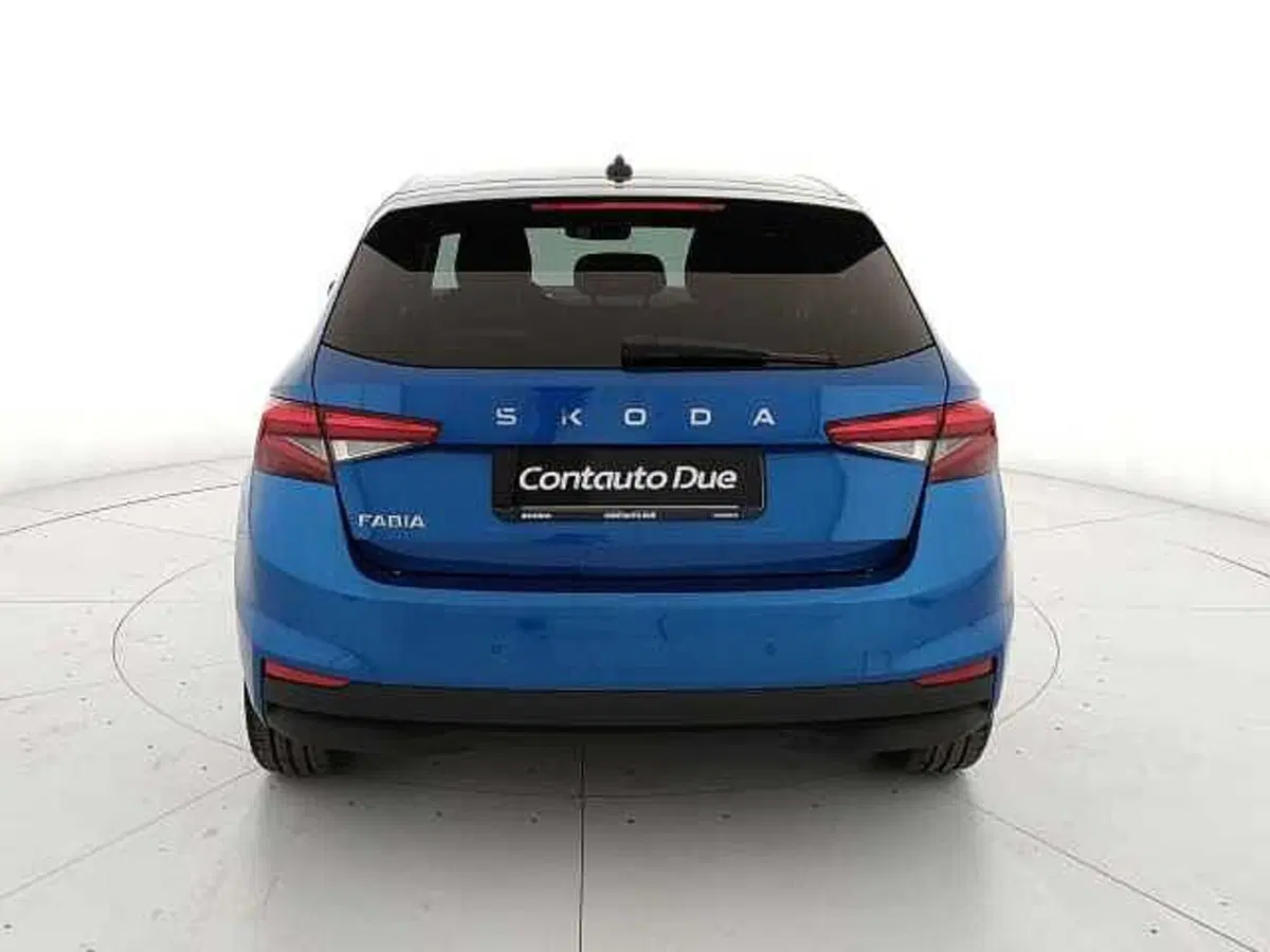 Skoda Fabia nuova a Caserta (6)