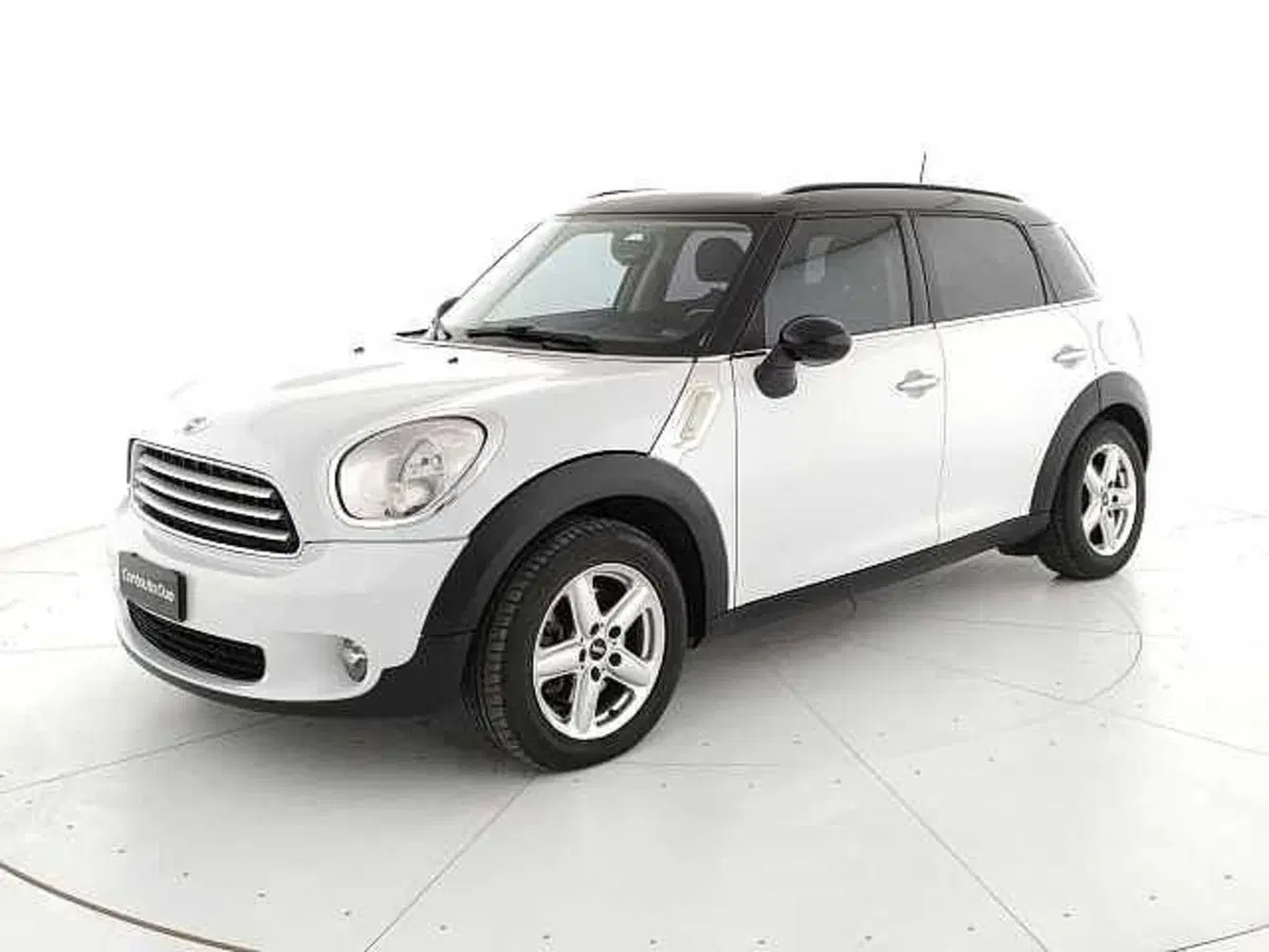 MINI Mini Countryman usata a Caserta