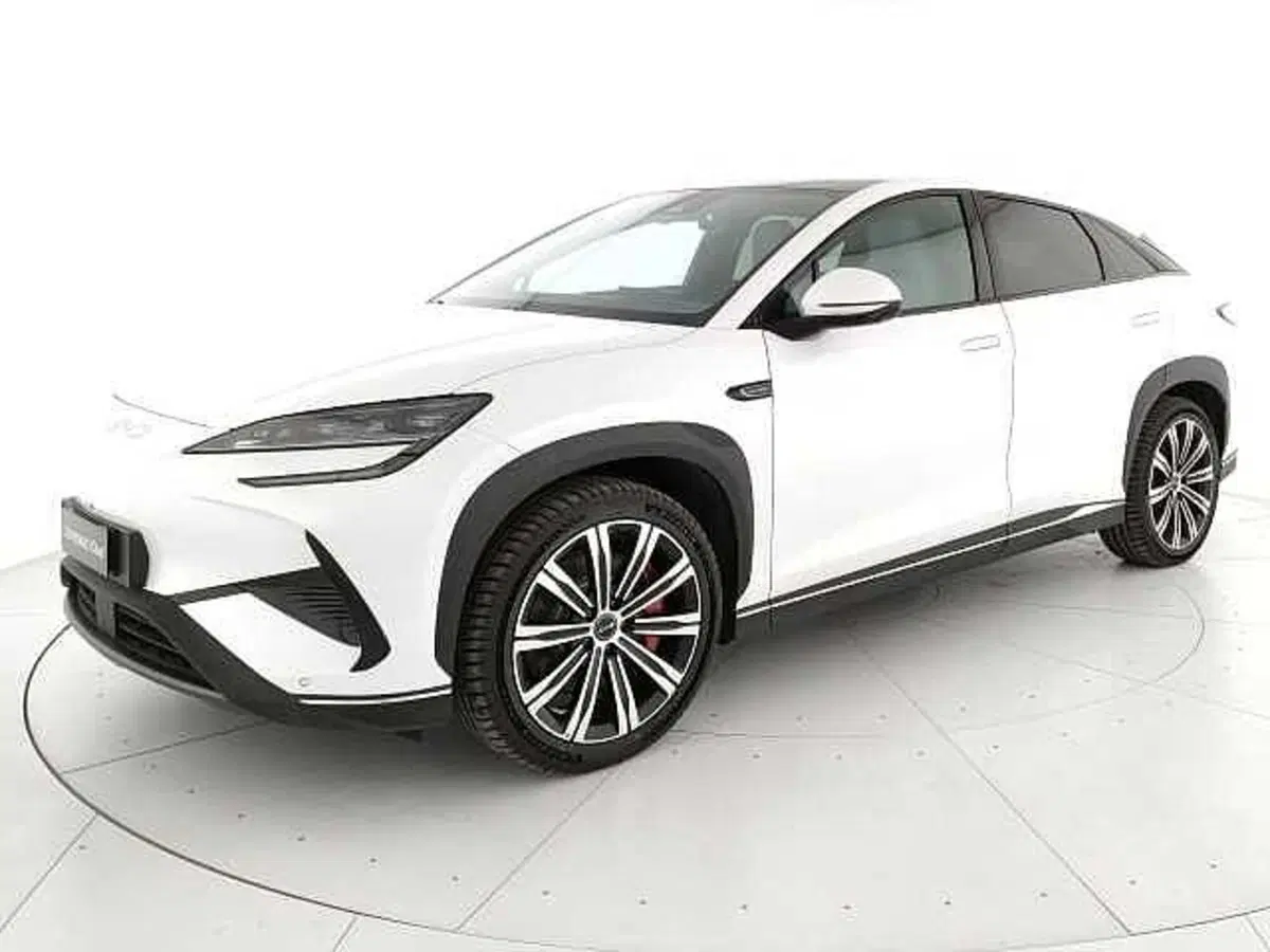 Byd Sealion 7 nuova a Caserta