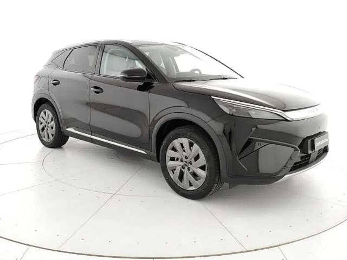 Byd Atto 3 nuova a Caserta (3)