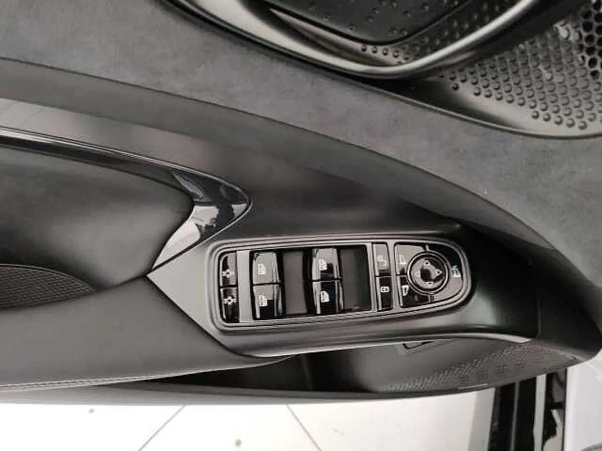 Byd Seal nuova a Caserta (18)
