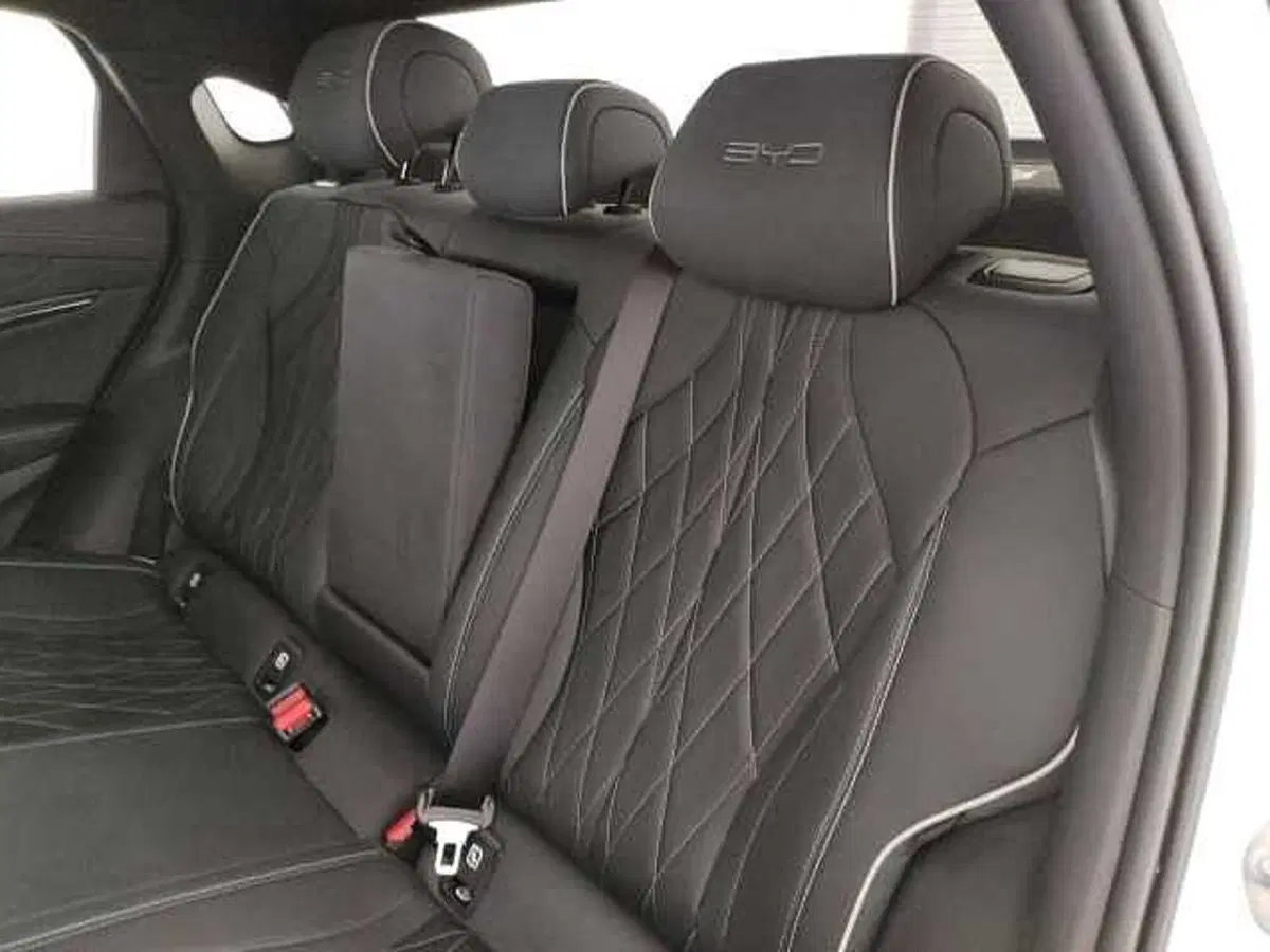 Byd Seal nuova a Caserta (19)