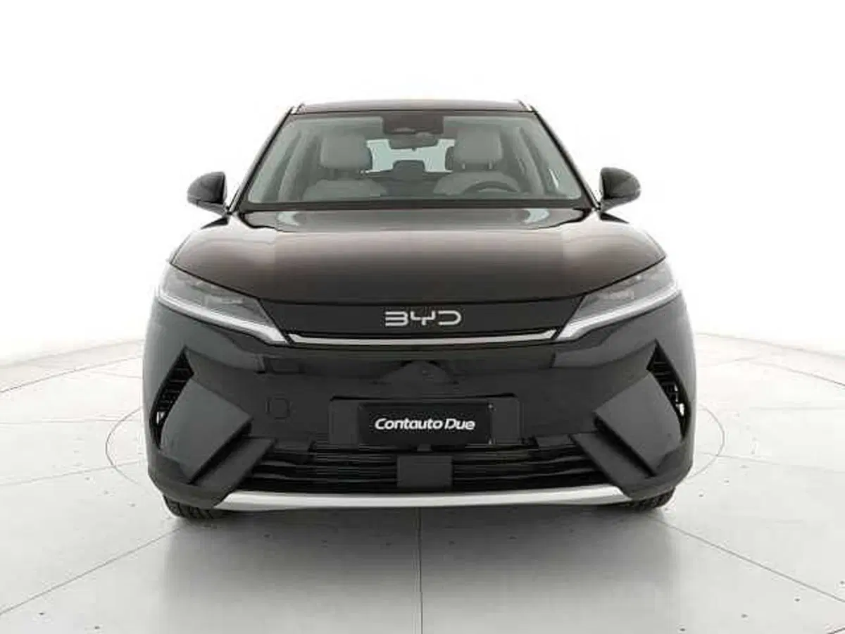 Byd Atto 2 DM-i nuova a Caserta (2)