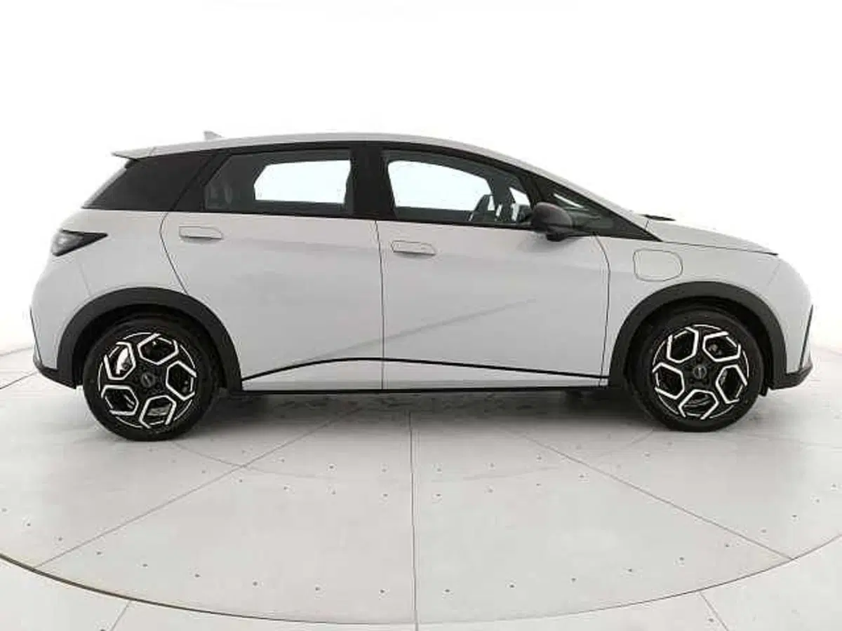 Byd Dolphin nuova a Caserta (4)