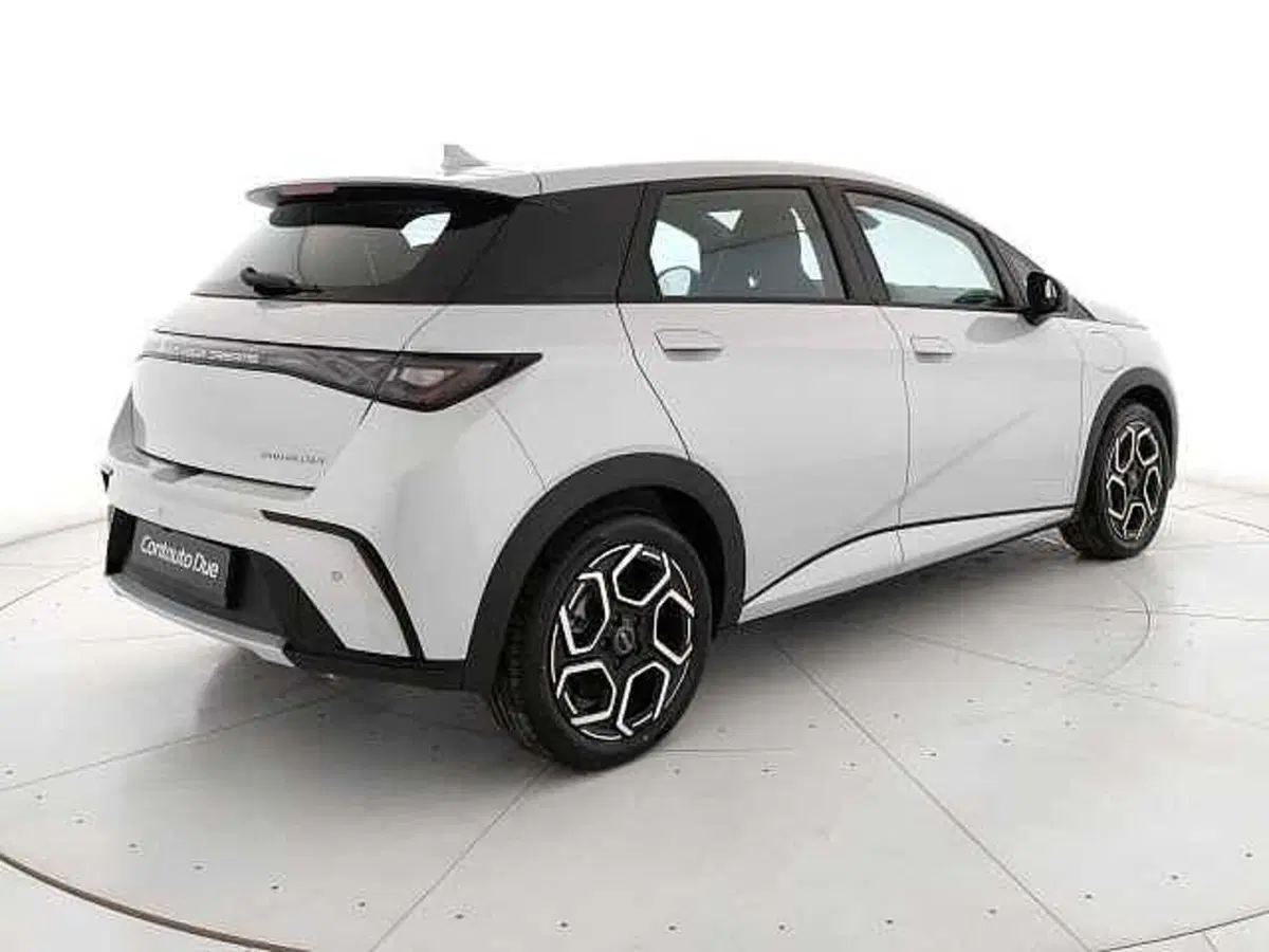 Byd Dolphin nuova a Caserta (5)