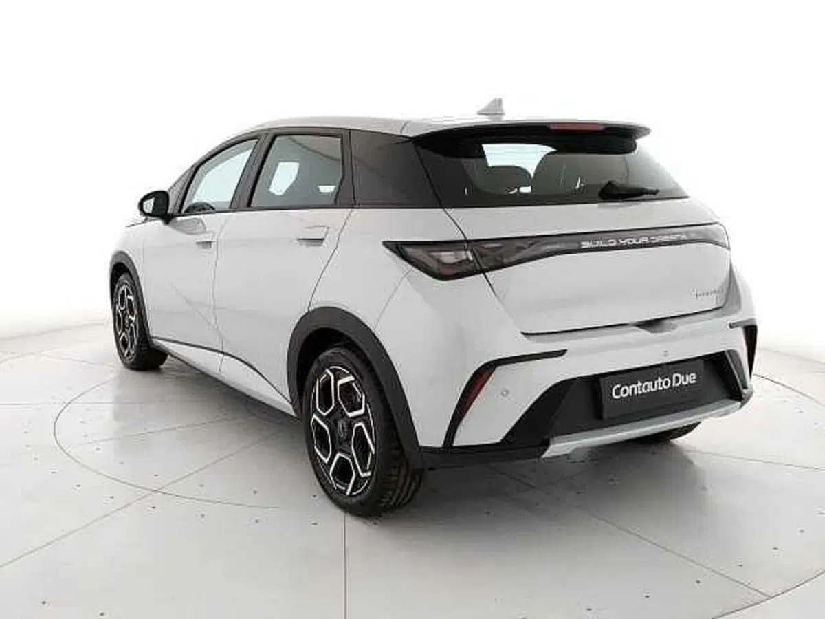 Byd Dolphin nuova a Caserta (7)