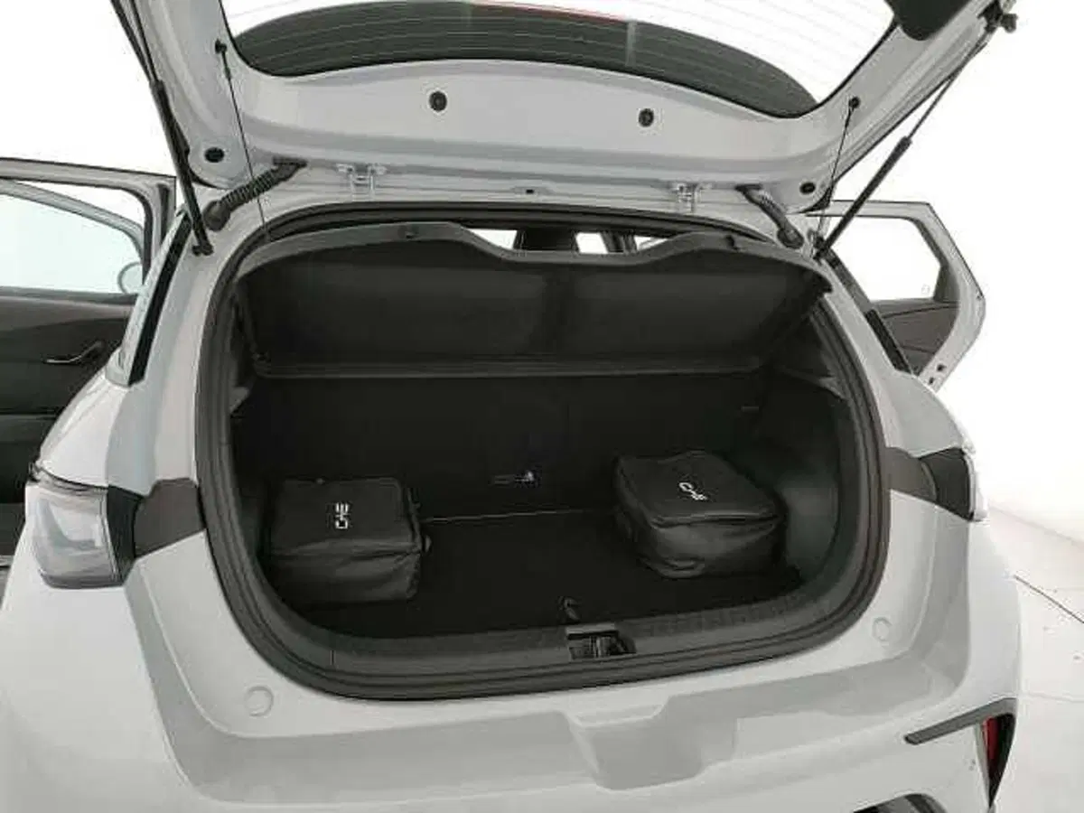Byd Dolphin nuova a Caserta (8)