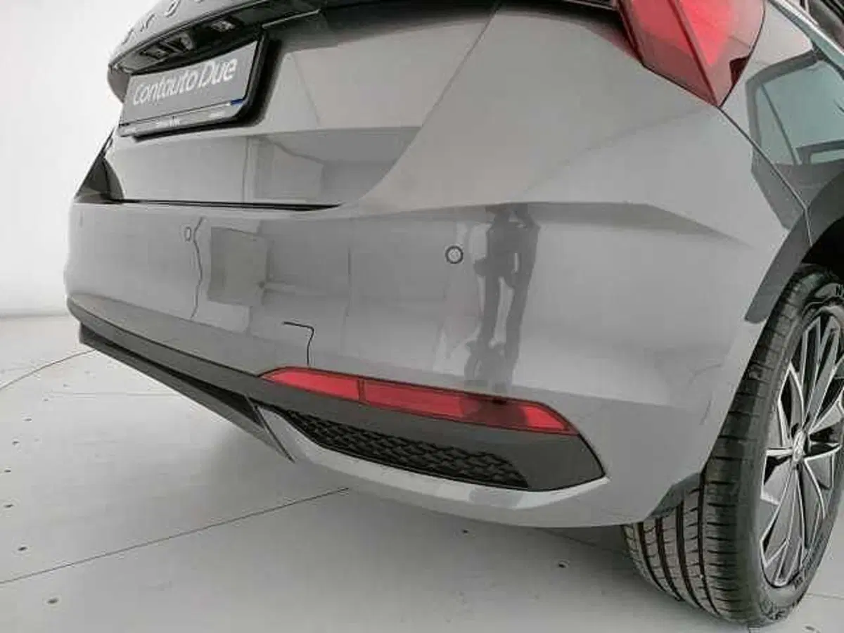 Skoda Scala usata a Caserta (11)