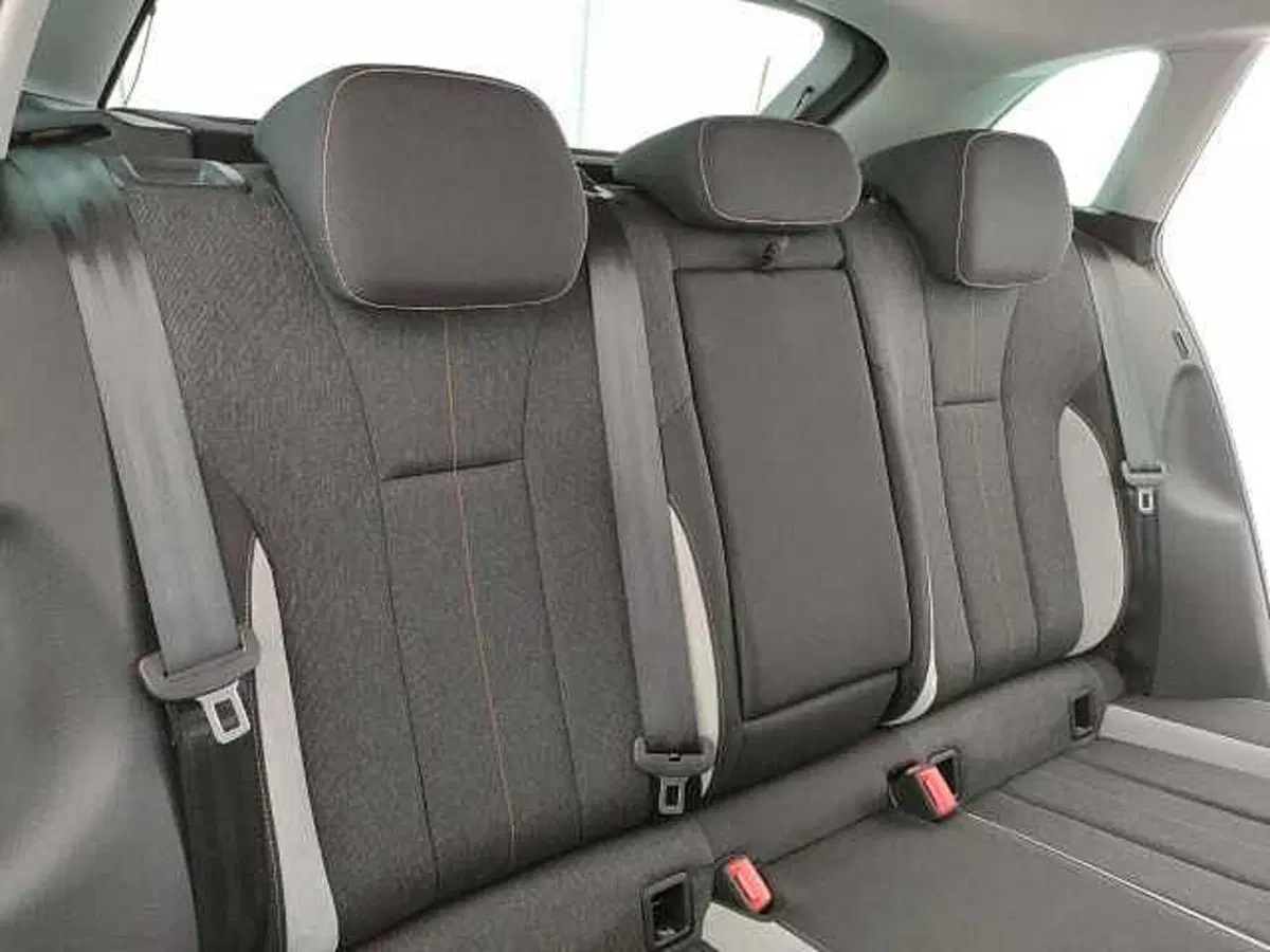 Skoda Scala usata a Caserta (12)