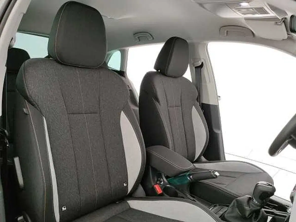 Skoda Scala usata a Caserta (16)