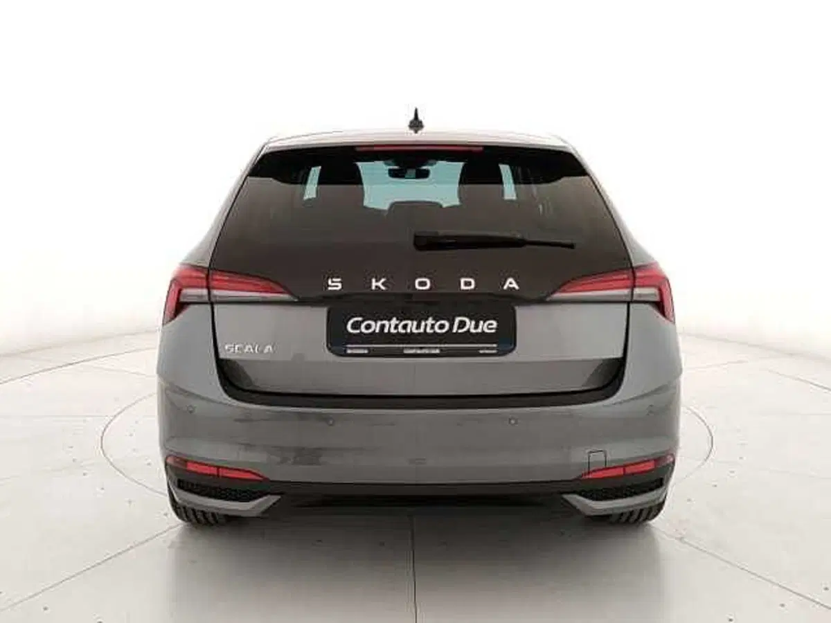 Skoda Scala usata a Caserta (6)