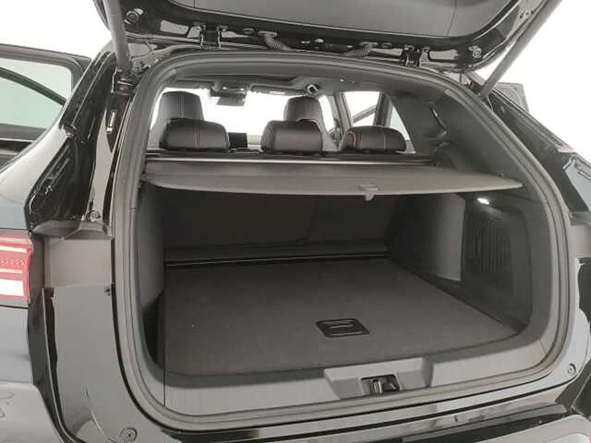 Byd Seal U DM-i usata a Caserta (9)