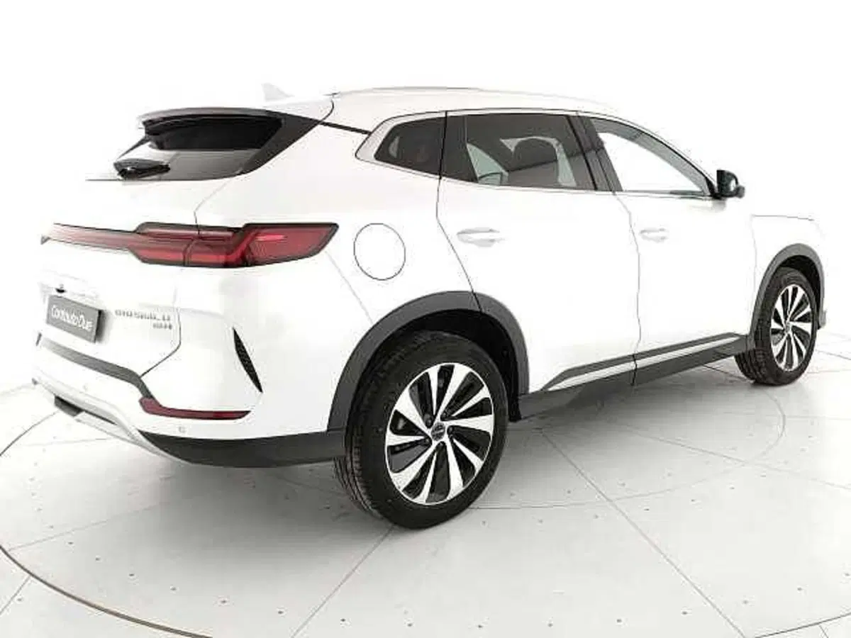 Byd Seal U DM-i nuova a Caserta (5)
