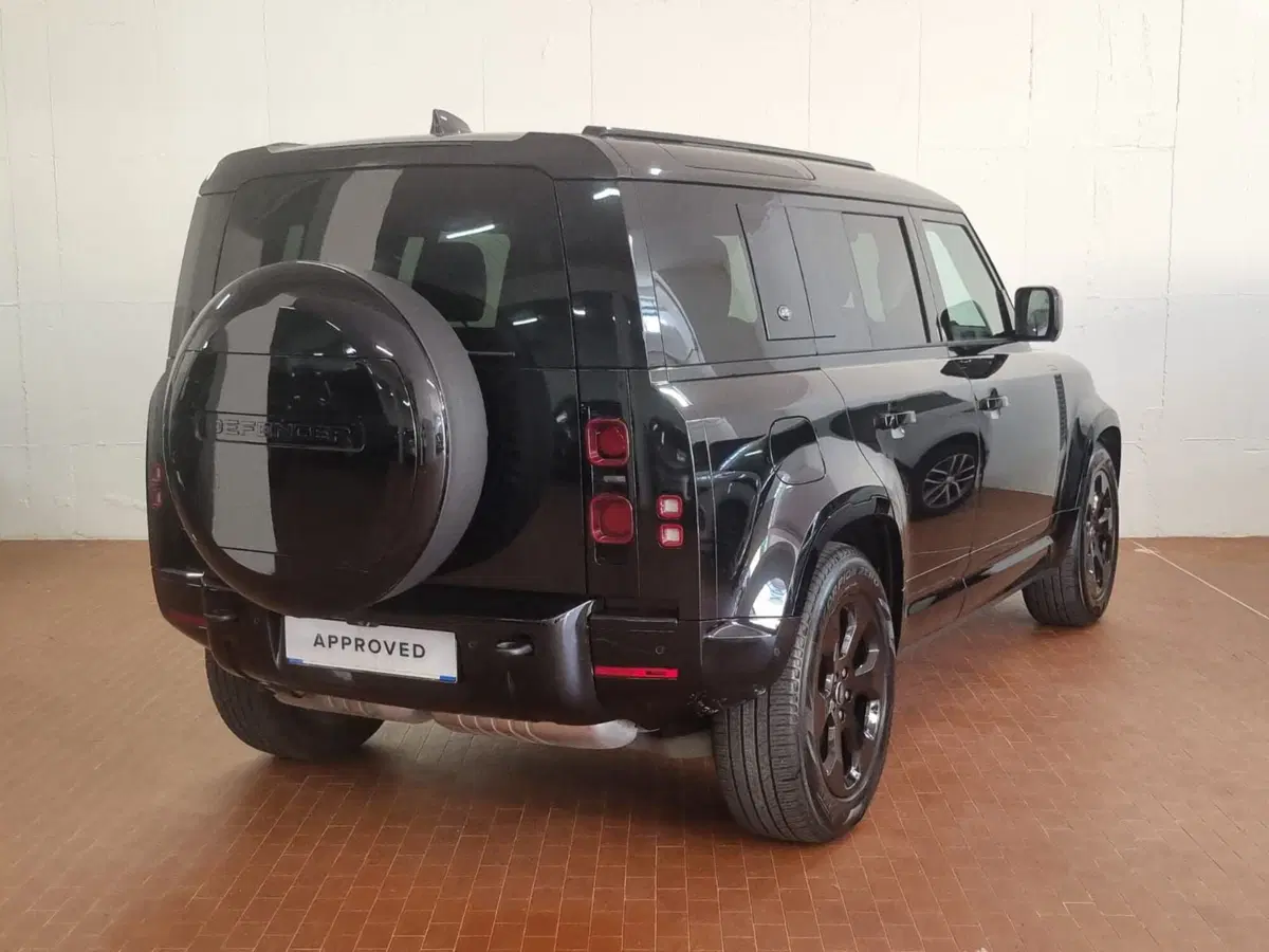Land Rover Defender usata a Brescia (2)