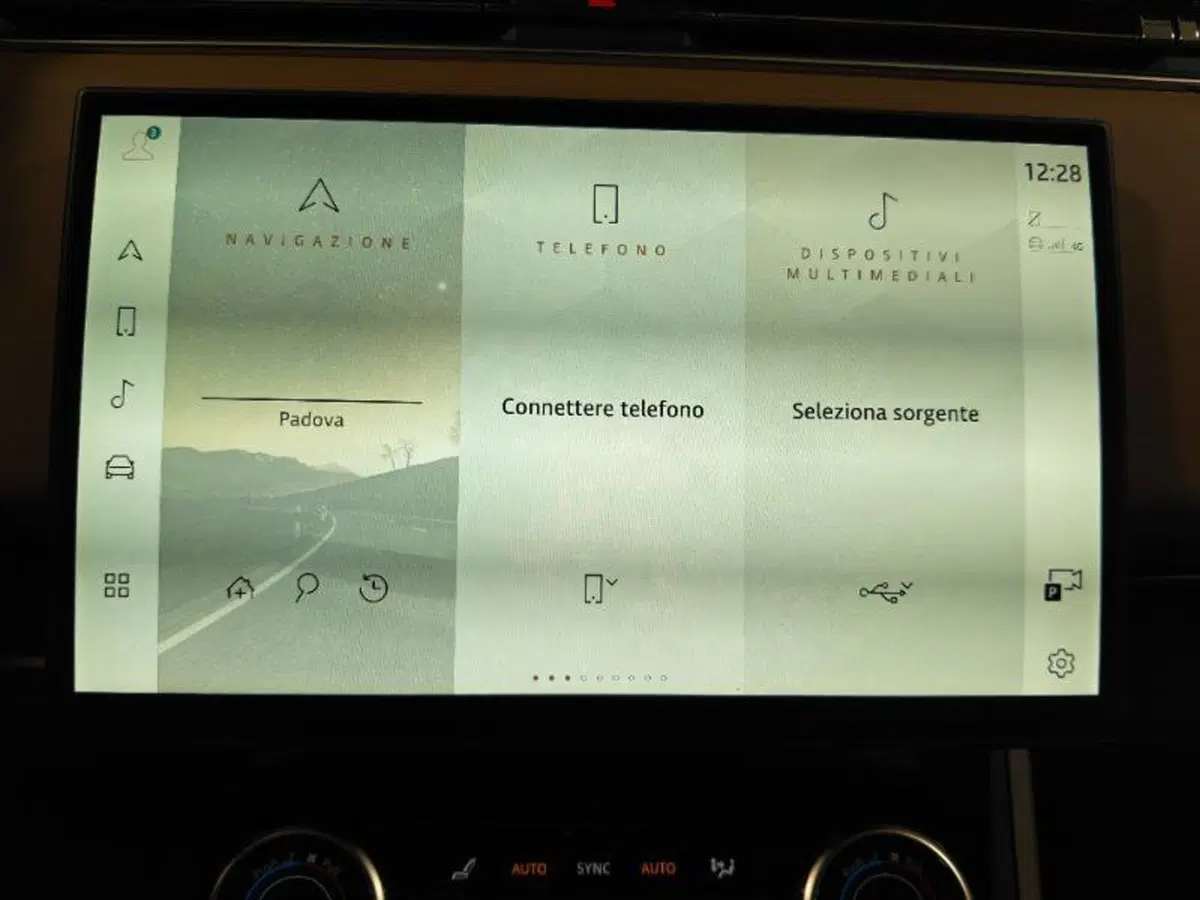 Land Rover Range Rover Sport usata a Venezia (10)