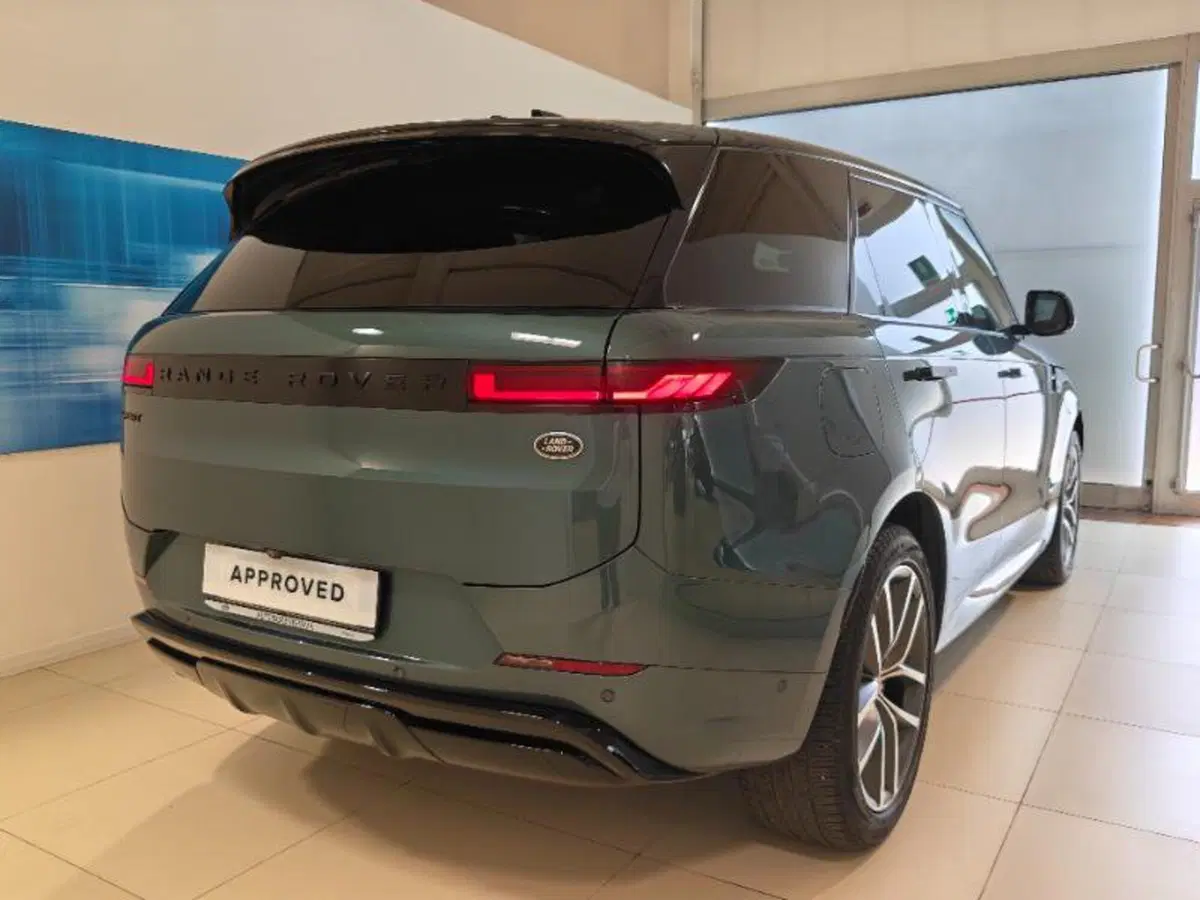 Land Rover Range Rover Sport usata a Venezia (17)