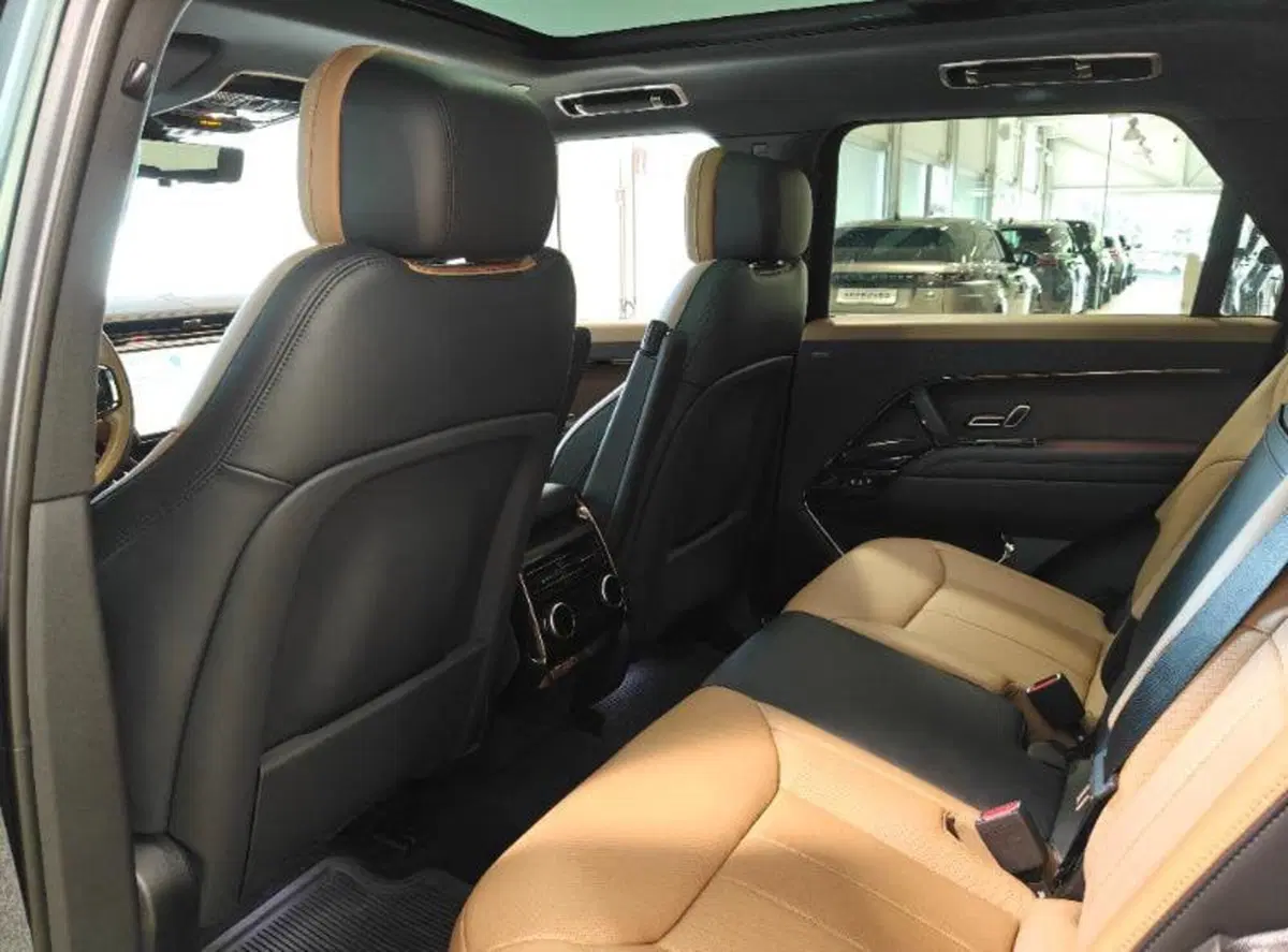 Land Rover Range Rover Sport usata a Venezia (3)