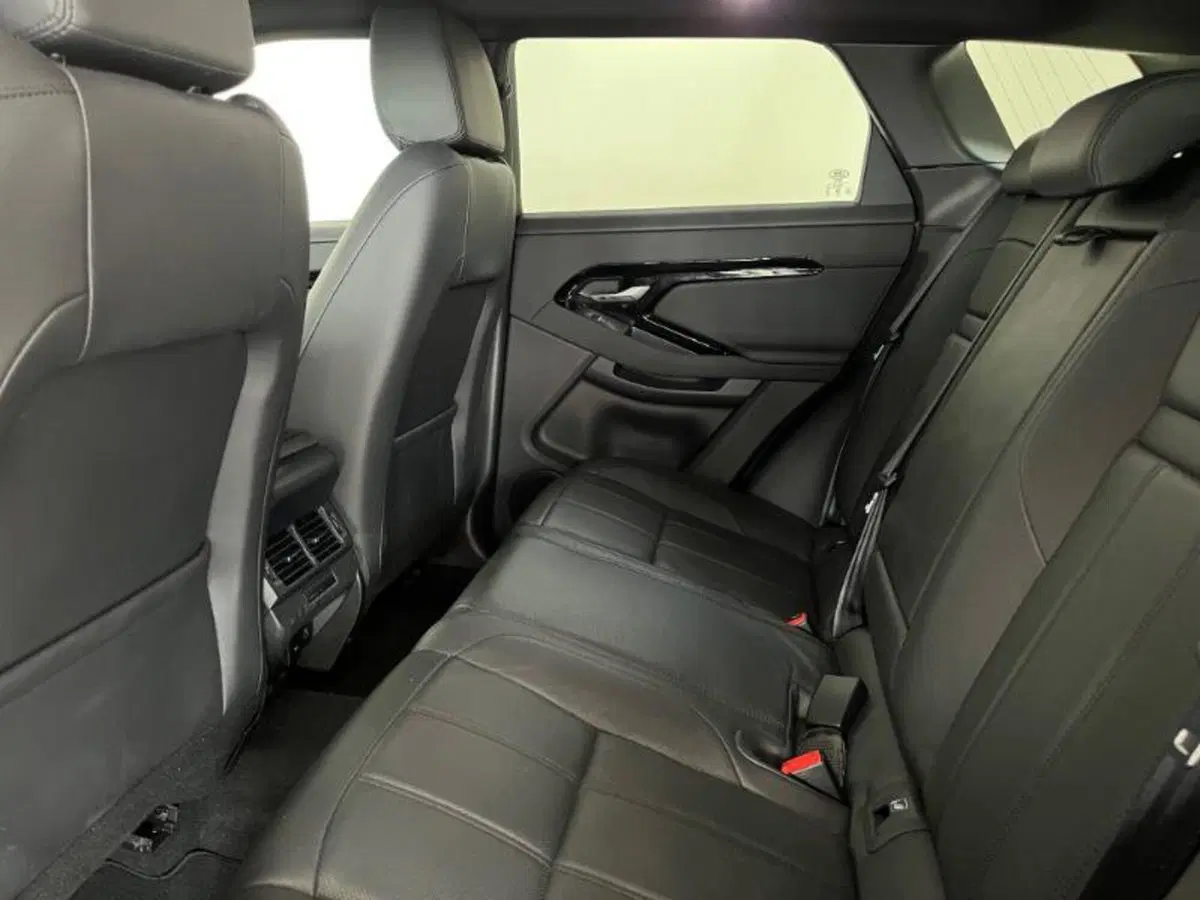 Land Rover Range Rover Evoque usata a Venezia (11)