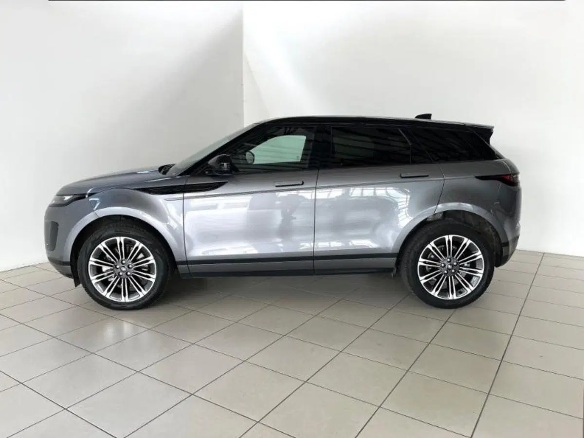 Land Rover Range Rover Evoque usata a Venezia (12)