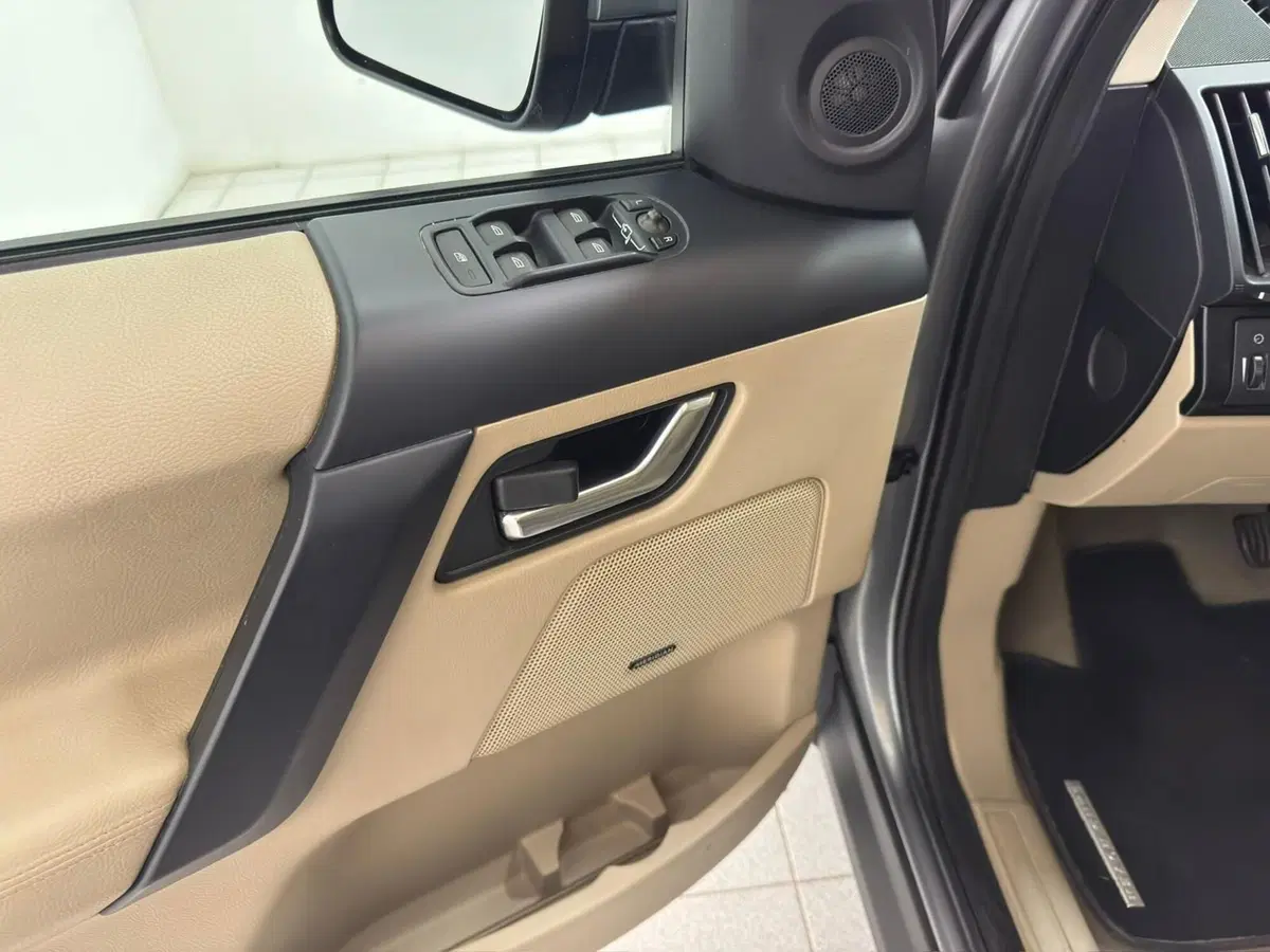 Land Rover Freelander usata a Novara (20)