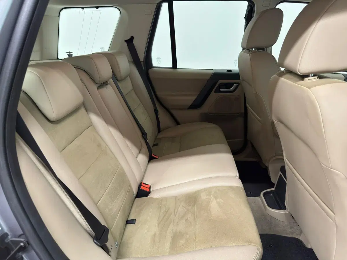 Land Rover Freelander usata a Novara (5)