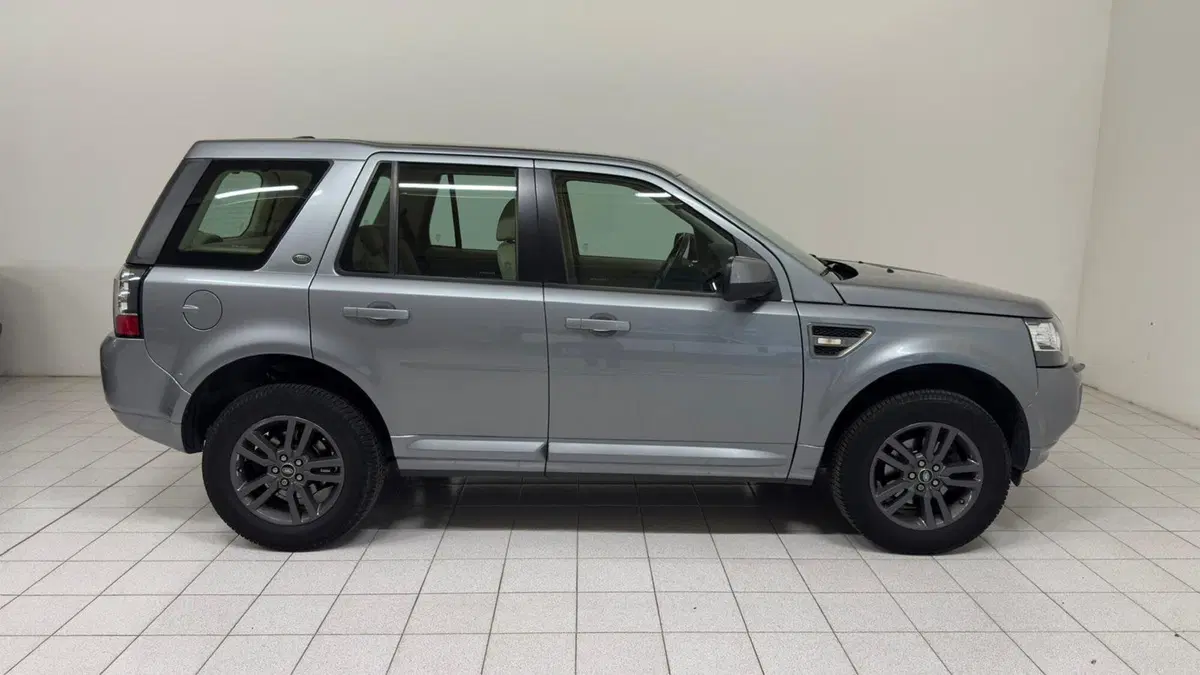 Land Rover Freelander usata a Novara (6)