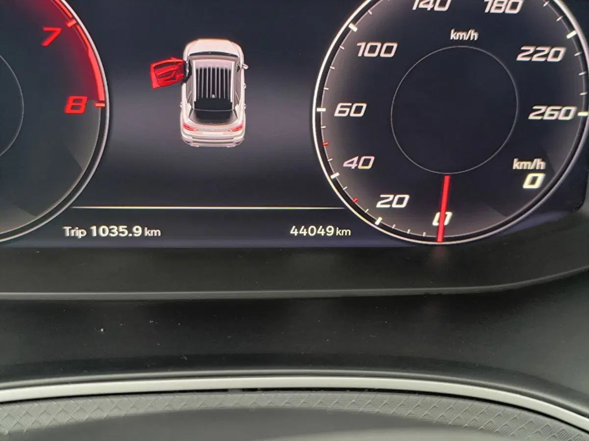 SEAT Arona usata a Udine (14)