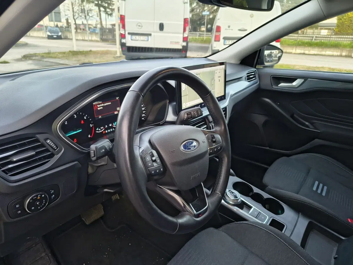 Ford Focus Station Wagon usata a Padova (10)