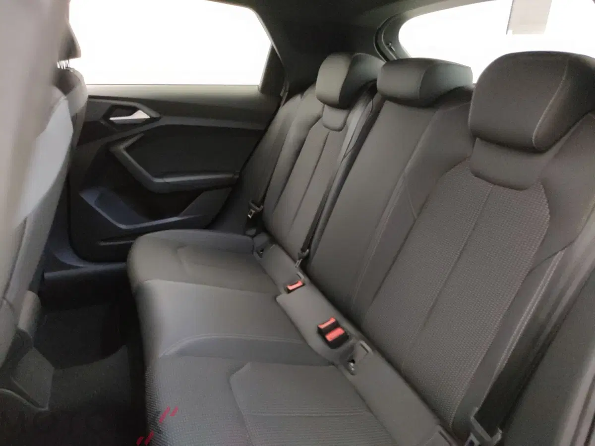 Audi A1 Sportback usata a Varese (10)