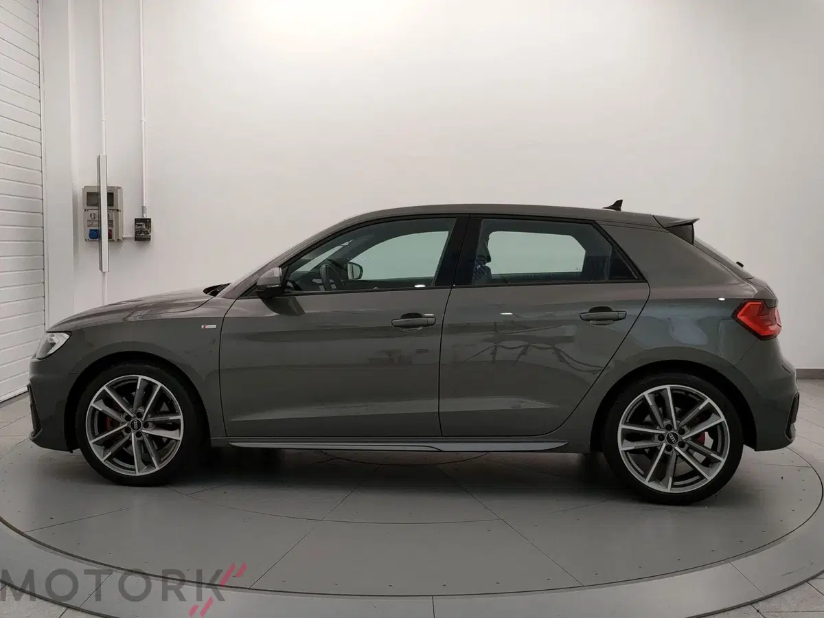 Audi A1 Sportback usata a Varese (3)