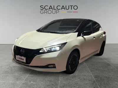 Nissan Leaf 40kWh N-Connecta 150cv del 2023 usata a Rosa'
