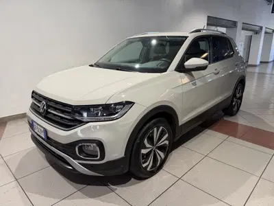 Volkswagen T-Cross 1.0 TSI 110 CV DSG Advanced del 2023 usata a Genova