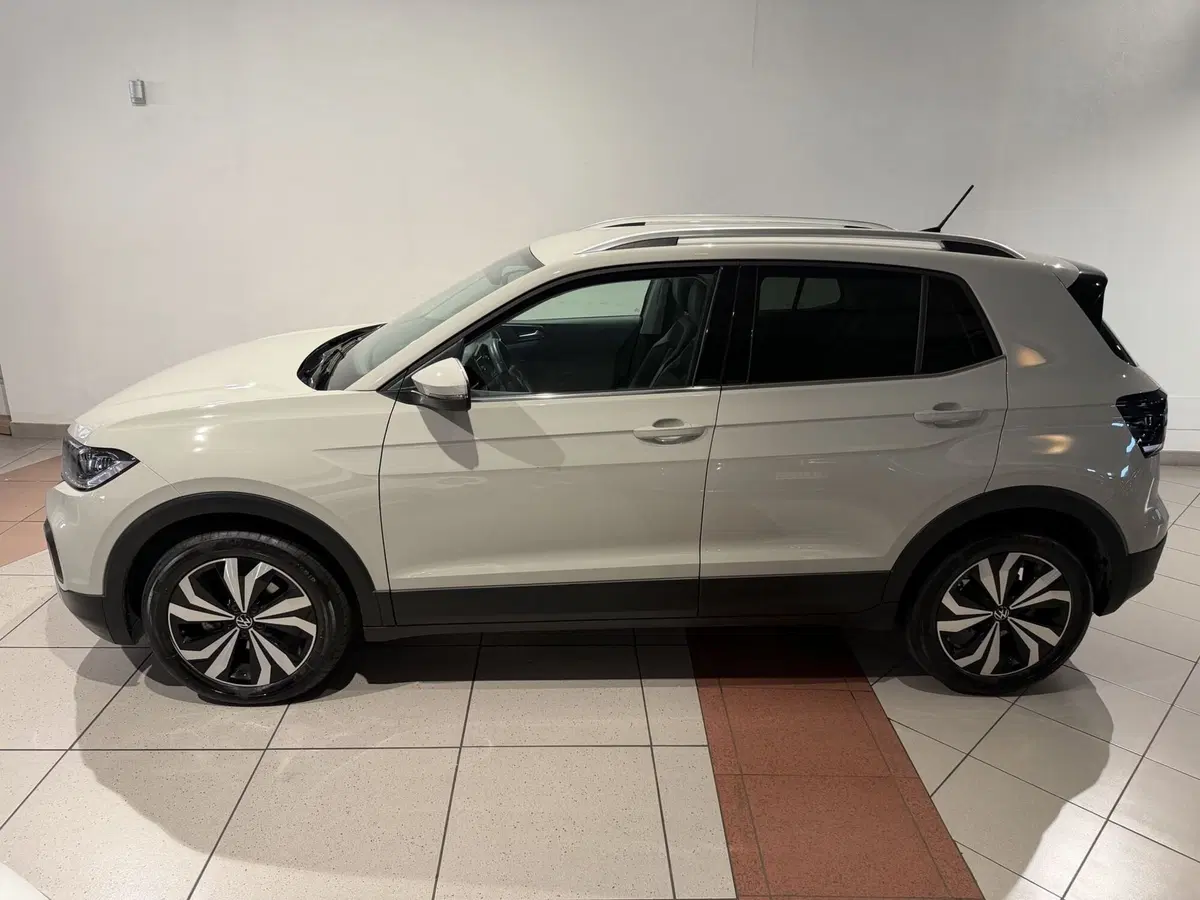 Volkswagen T-Cross usata a Genova (2)